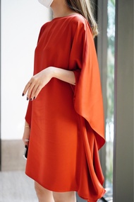 SLAY. - Monaco Dress - Brick เดรสทรงค้าวคาว