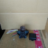 FUSE BOX FUSE HOUSING FUSE BOX SUZUKI CARRY EXTRA 1.0