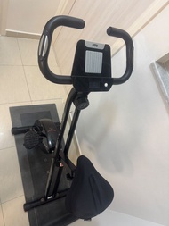 OTO 健身單車
