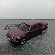 Hotwheels Mercedes Benz 500E (Red Edition)