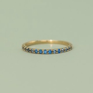 18K金藍寶石線戒指 Blue Sapphire Band Ring