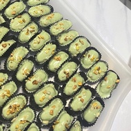 [KUIH RAYA 2024] BISKUT RAYA /TART NENAS CHEESE/MAZOLA/SEMPERIT/SUGEE SUJI/RED VELVET/CHOCOLATE CHIP