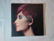 『黑膠size限量版』梁靜茹 fish -情歌沒有告訴你CD+DVD (10年精裝版,連紙套,寫真書)