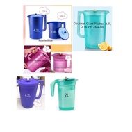 ️Tupperware Pitcher Collection ️