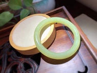 天然和田玉圈口 56 新疆黃口料 料子冰潤 底子細膩 色澤鮮嫩