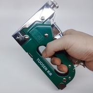 Máy bấm ghim cầm tay Súng bắn ghim cầm tay - KHÔNG cần điện khí nén- Ghim vào gỗ khung tranh tường T