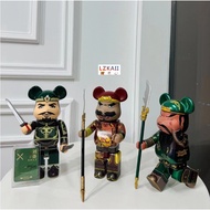 Bearbrick 400% - The Three Kingdoms Liu Bei Guan Yu Green Dragon Crescent Blade 28 cm Gear Sound ABS Be@rbrick Action Figure Collections Gift / SG2