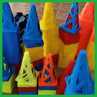 Kun cone marker football running