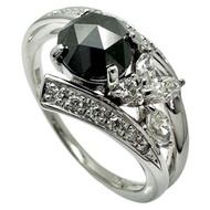 Pre-owned women's ring, size 17, featuring a 1.35ct black diamond and 0.29ct diamonds in 18K white g