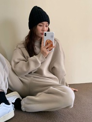 สถานียุโรป ลำลอง ชุดกีฬา ผู้หญิง OOTD เวอร์ชั่นเกาหลี ฤดูใบไม้ร่วง ฤดูหนาว อุ่น ผ้าขนแกะ เรียงราย หน