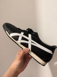 Onitsuka Tiger Mexico 66 SD Black / White
