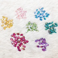 15 3d plastic acrylic stone beads to attach to clothes to teardrop-shaped costumes in all colors, si