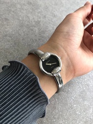【VintageShop solo 日本直送中古包專賣店】GUCCI 古馳 腕錶 銀色 圓形 不鏽鋼 1400L vintage 古著 hzfia7
