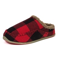 Unisex Nordic Fabric Slipper / Red/Black Plaid / Men's 8 US / Medium