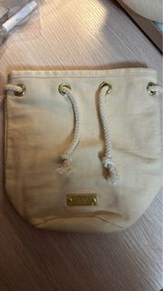 Chloe化妝袋x2 $100@1