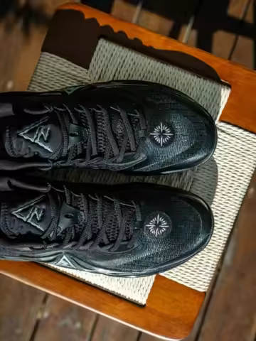 RIGORER AR2‘Snake Eyes’Austin Reaves Men's Pro Basketball Shoes-High-Cushion, Non-Slip, Professional