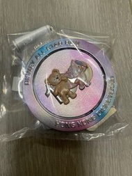 Disney 香港迪士尼 迪士尼 100週年 紀念獎牌 Duffy