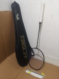 YY羽毛球拍。100g,yonex,isometric 80 full carbon graphite shaft