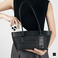 PDM กระเป๋า Montréal Mini - Pleated