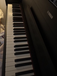 YAMAHA 數碼鋼琴