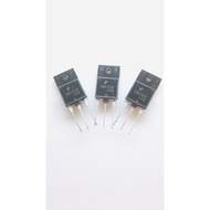 Transistor D 5702