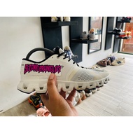 Running shoes size 43