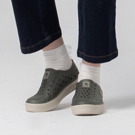 moz 瑞典 駝鹿 雙色洞洞餅乾水鞋 (橄欖綠)-附鞋扣