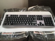 RAPOO MT700 背光無線機械鍵盤