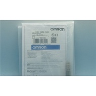 Omron E2E-X2D2-M3G Sensor New One E2EX2D2M3G Free Shipping