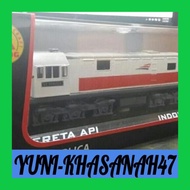 YN11 Miniatur kereta api locomotive cc201 lk10