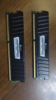Corsair Vengeance DDR4 記憶體