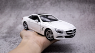 MÔ HÌNH XE MERCEDES SL500 2012 WHITE 1:24 WELLY 6666