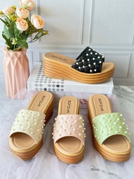 Sendal wedges import SOFIYA ringan mutiara lucu