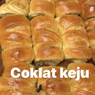 ROTI MANIS SIDODADI BANDUNG