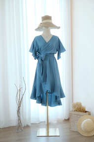 藍色連身裙，適合參加派對的連身裙，適合度假的連身裙，適合海邊的連身裙