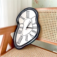 jam dinding besar jam dinding aesthetic Modern Simple Fashion Retro Soft Clock Living Room Decoratio