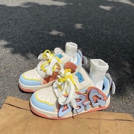 IELGY รองเท้าผ้าใบลำลองแพลตฟอร์มสเก็ตบอร์ดผู้หญิงตัวอักษร Dopamine 2024ใหม่