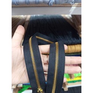 YKK GOLD ZIPPER 30 INC (75cm)