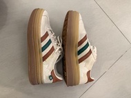 Adidas Gazelle 厚底運動鞋