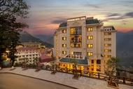 Combo 3 Day 2 Nights at Sapa 4-Star Hotel & Transport from Hanoi