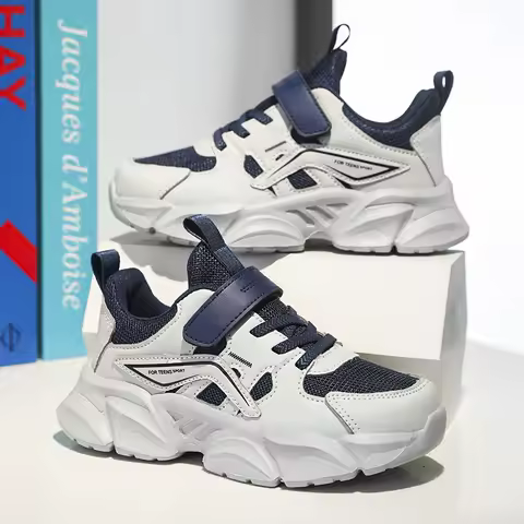 A pair of children's four-season mesh sport shoes, soft and comfortable running shoes, sizes 29-40，K