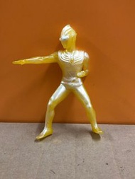 有貨不用問 罕有 眼鏡廠 BANPRESTO 咸蛋超人 ULTRAMAN 景品：GLITTER TIGA 閃耀迪加 5.5” 公仔FIGURE 注意內容及交收安排 不議價 (鹹蛋超人ULTRA閃光HE
