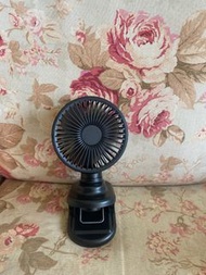 極新 夾式可左右擺頭USB充電 6吋電風扇electric fan