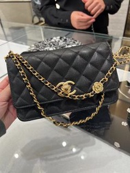 Chanel 23k最新款山茶花woc袋 bag |全新正版正貨