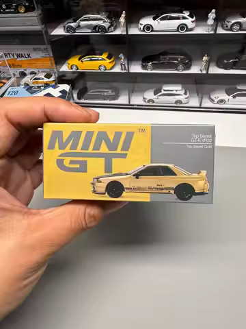 Diecast MINIGT 1:64 Scale Skyline GT-R R32 Gold Alloy Car Model