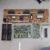 40CV700E TOSHIBA 40"TV MAIN BOARD, POWER SUPPLY, T-CON AND POWER BUTTON