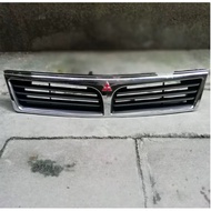 Mitsubishi Lancer 99-02 pizza front grill