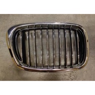 BMW E39 5 SERIES FRONT BUMPER KIDNEY GRILL(CHROME)
