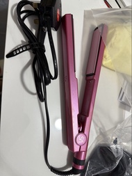 VS Sassoon Hair Straightener