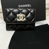 Chanel 24P 珍珠雙層卡包